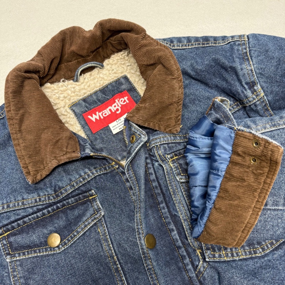 Wrangler Trucker Jacket Large Sherpa Lined Denim Blue Corduroy Collar Vintage